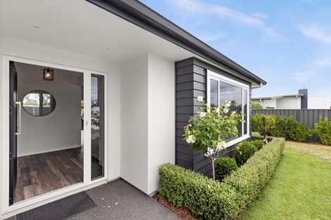 Photo of property in 145 Arataki Road, Havelock North, 4130