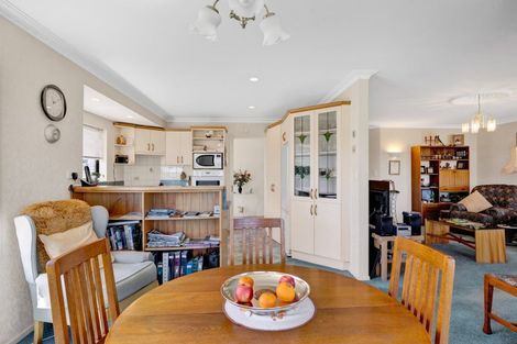 Photo of property in 3 Saddle Row, Welbourn, New Plymouth, 4310