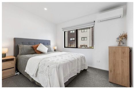 Photo of property in 1d Shamrock Lane, Te Atatu Peninsula, Auckland, 0610