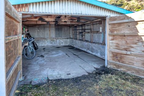 Photo of property in 974 Thames Coast Sh25 Road, Kereta, Thames, 3575