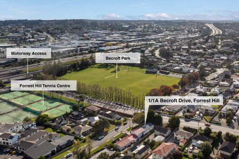 Photo of property in 2/1a Becroft Drive, Forrest Hill, Auckland, 0620