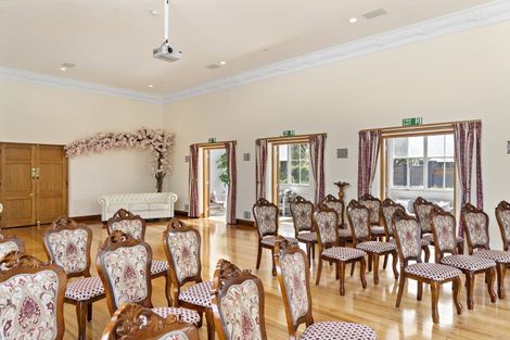 Photo of property in 193 East Street, Greytown, 5712