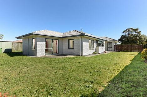 Photo of property in 12 The Gardens Drive, Papamoa Beach, Papamoa, 3118