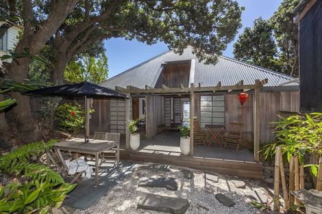 Photo of property in 84 Ames Street, Paekakariki, 5034