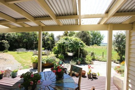 Photo of property in 16 Haunui Road, Whangaehu, Whanganui, 4581