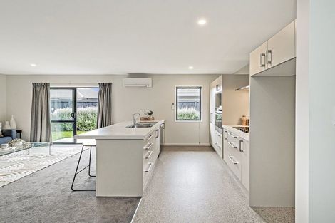 Photo of property in 34 Wallingford Crescent, Rolleston, 7615