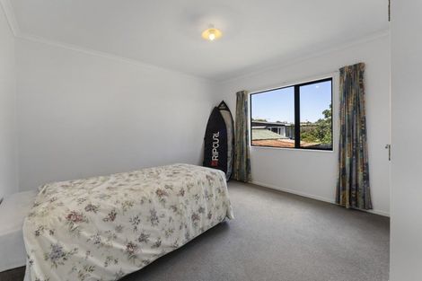 Photo of property in 4 The Avenue, Otaki Beach, Otaki, 5512