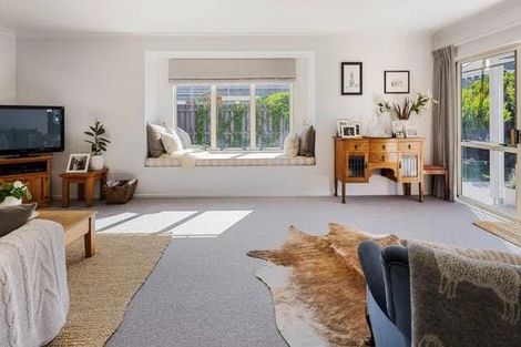 Photo of property in 55a Williams Street, Cambridge, 3434