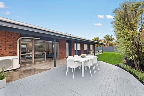 Photo of property in 9 Ti Nana Crescent, Henderson, Auckland, 0610