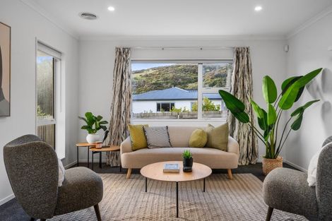 Photo of property in 8 Antigua Way, Grenada Village, Wellington, 6037