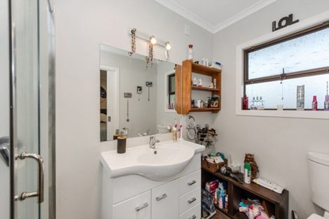 Photo of property in 37 Herbert Road, Queenwood, Hamilton, 3210