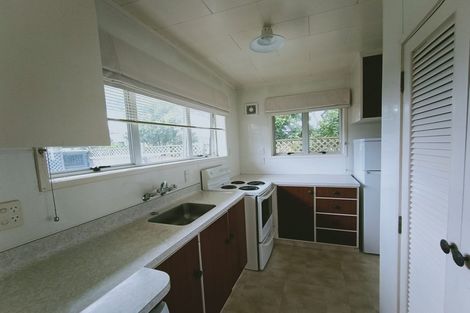Photo of property in 58 Barrett Street, Westown, New Plymouth, 4310