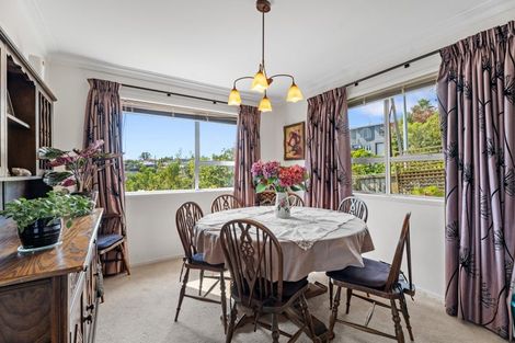 Photo of property in 30 Evelyn Road, Cockle Bay, Auckland, 2014