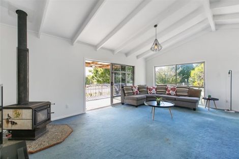 Photo of property in 301 Triangle Road, Massey, Auckland, 0614