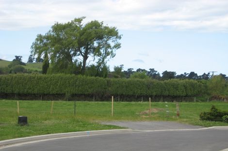 Photo of property in 35 Willowside Place, Amberley, 7410