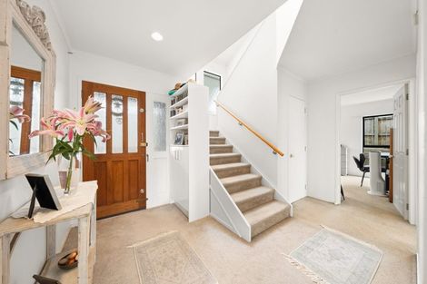 Photo of property in 91 Meadway, Sunnyhills, Auckland, 2010