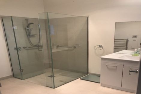 Photo of property in 1/5 Florance Place, Parklands, Christchurch, 8083