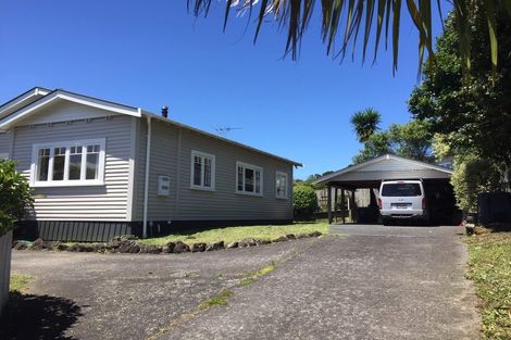 Photo of property in 35 Clayburn Road, Glen Eden, Auckland, 0602