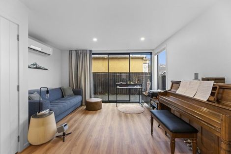 Photo of property in 2 Dallas Lane, Caversham, Dunedin, 9012