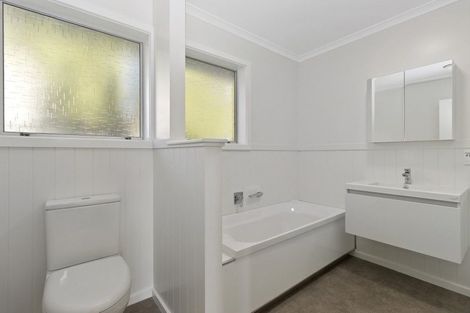 Photo of property in 30b Morrow Avenue, St Andrews, Hamilton, 3200