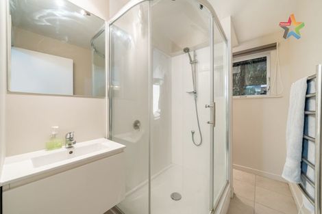 Photo of property in 28 Hollies Crescent, Johnsonville, Wellington, 6037