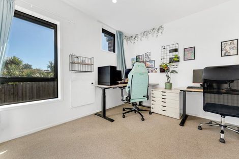 Photo of property in 6 Rara Lane, Manukau, Auckland, 2104