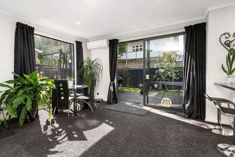 Photo of property in 12 Braddon Street, Addington, Christchurch, 8024