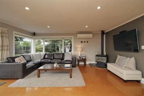 Photo of property in 26 Alpha Avenue, Strowan, Christchurch, 8052