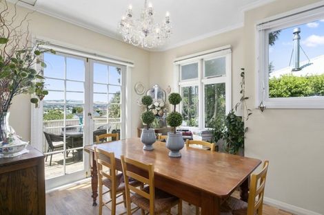 Photo of property in 70 Forbury Road, Saint Clair, Dunedin, 9012