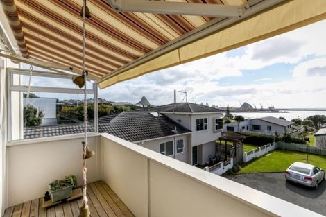Photo of property in 3/80 Whiteley Street, Moturoa, New Plymouth, 4310