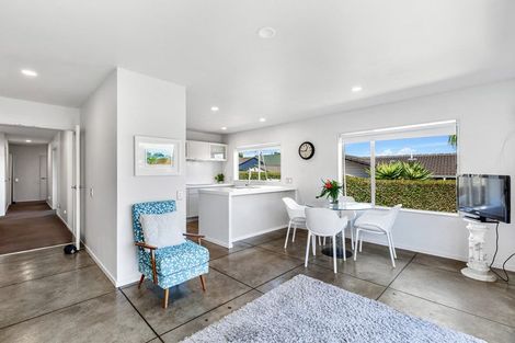 Photo of property in 21 Hendrika Court, Hobsonville, Auckland, 0618