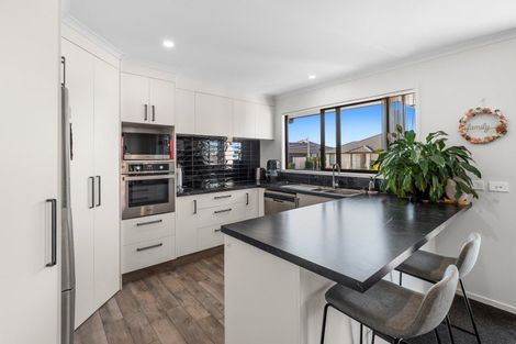 Photo of property in 1 Fearnley Grove, Pyes Pa, Tauranga, 3112