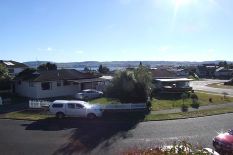 Photo of property in 20 Kempton Place, Richmond Heights, Taupo, 3330