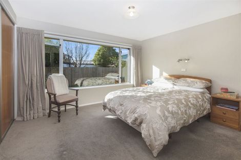 Photo of property in 53 Sayers Crescent, Ilam, Christchurch, 8041