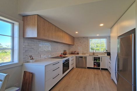 Photo of property in 2 Kipling Avenue, Hospital Hill, Napier, 4110