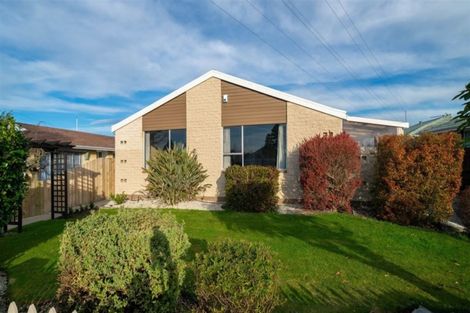 Photo of property in 58 Denise Crescent, Hornby, Christchurch, 8042