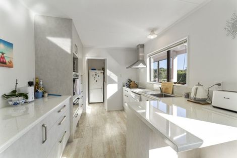 Photo of property in 63 Convent Road, Otaki, 5512