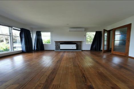 Photo of property in 7 Beaufield Lane, Te Atatu Peninsula, Auckland, 0610