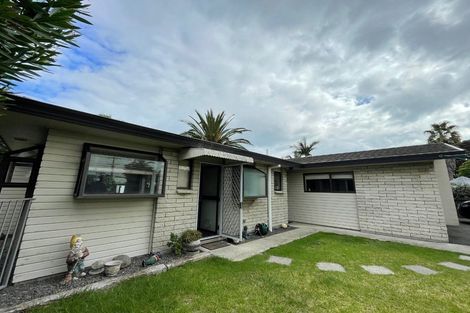 Photo of property in 1 Hart Street, Mount Maunganui, 3116