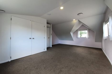 Photo of property in 8a Aplin Place, Birkdale, Auckland, 0626