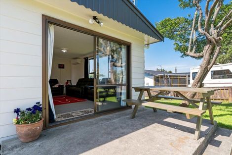 Photo of property in 19 Ben Keys Street, Te Puke, 3119