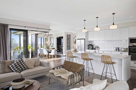 Photo of property in 10 Flynn Road, Pukekohe, 2120