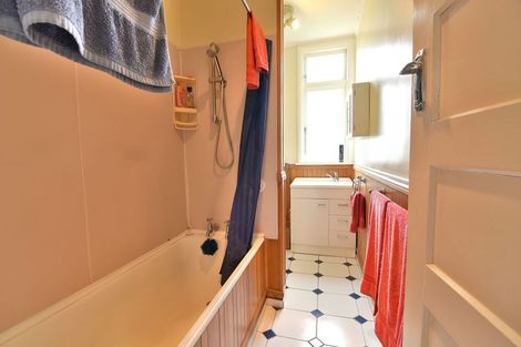 Photo of property in 15 Bernard Street, Kenmure, Dunedin, 9011