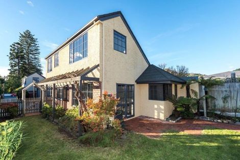 Photo of property in 2/350 Hardy Street, Nelson, 7010