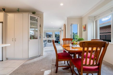 Photo of property in 15 Alice Avenue, Orewa, 0931