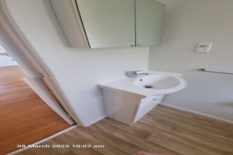 Photo of property in 3/52 Church Street, Northcote Point, Auckland, 0627