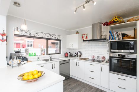 Photo of property in 166b Fitzherbert Avenue, West End, Palmerston North, 4410