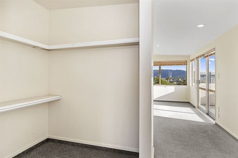 Photo of property in 2 Glengavel Grove, Papakowhai, Porirua, 5024