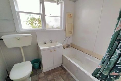 Photo of property in 12 Kauri Street, Roslyn, Palmerston North, 4414