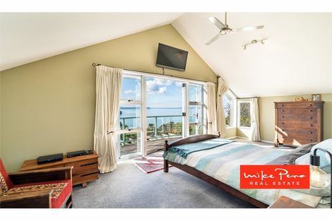 Photo of property in 24 Arama Avenue, Titirangi, Auckland, 0604